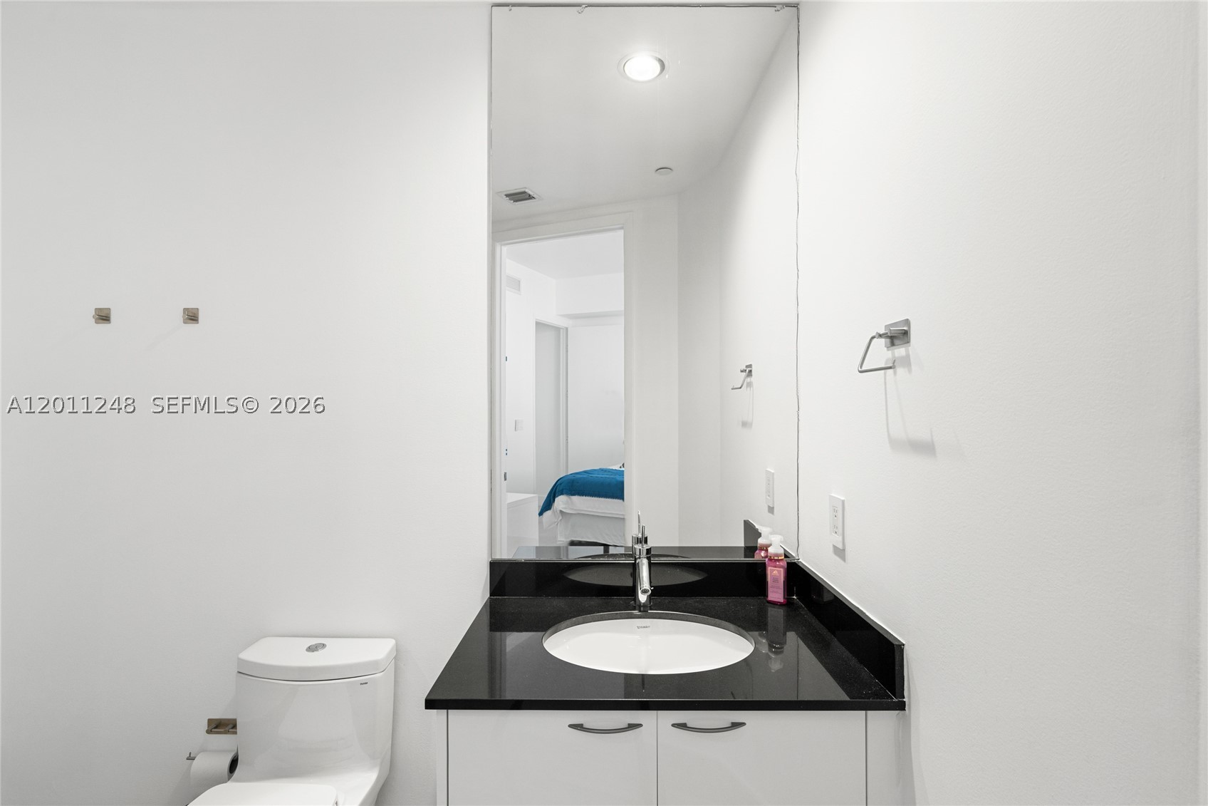 15901 Collins Ave #1206, Sunny Isles Beach FL 33160