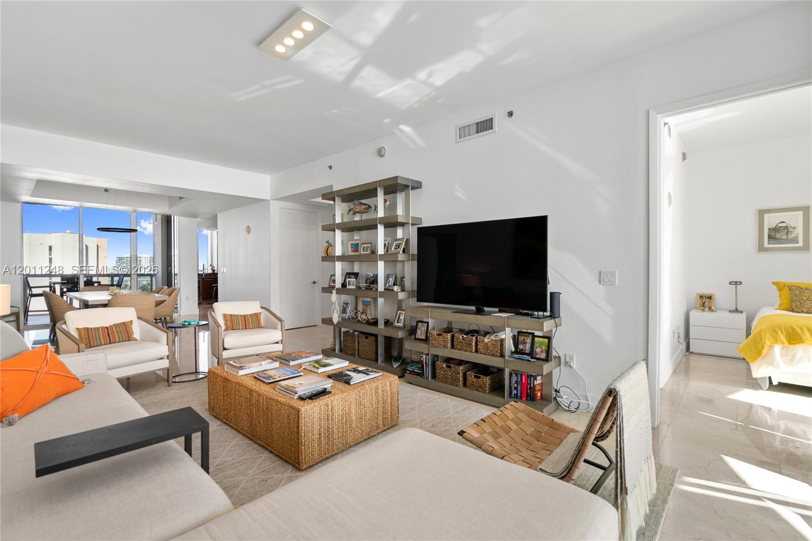 15901 Collins Ave #1206, Sunny Isles Beach FL 33160