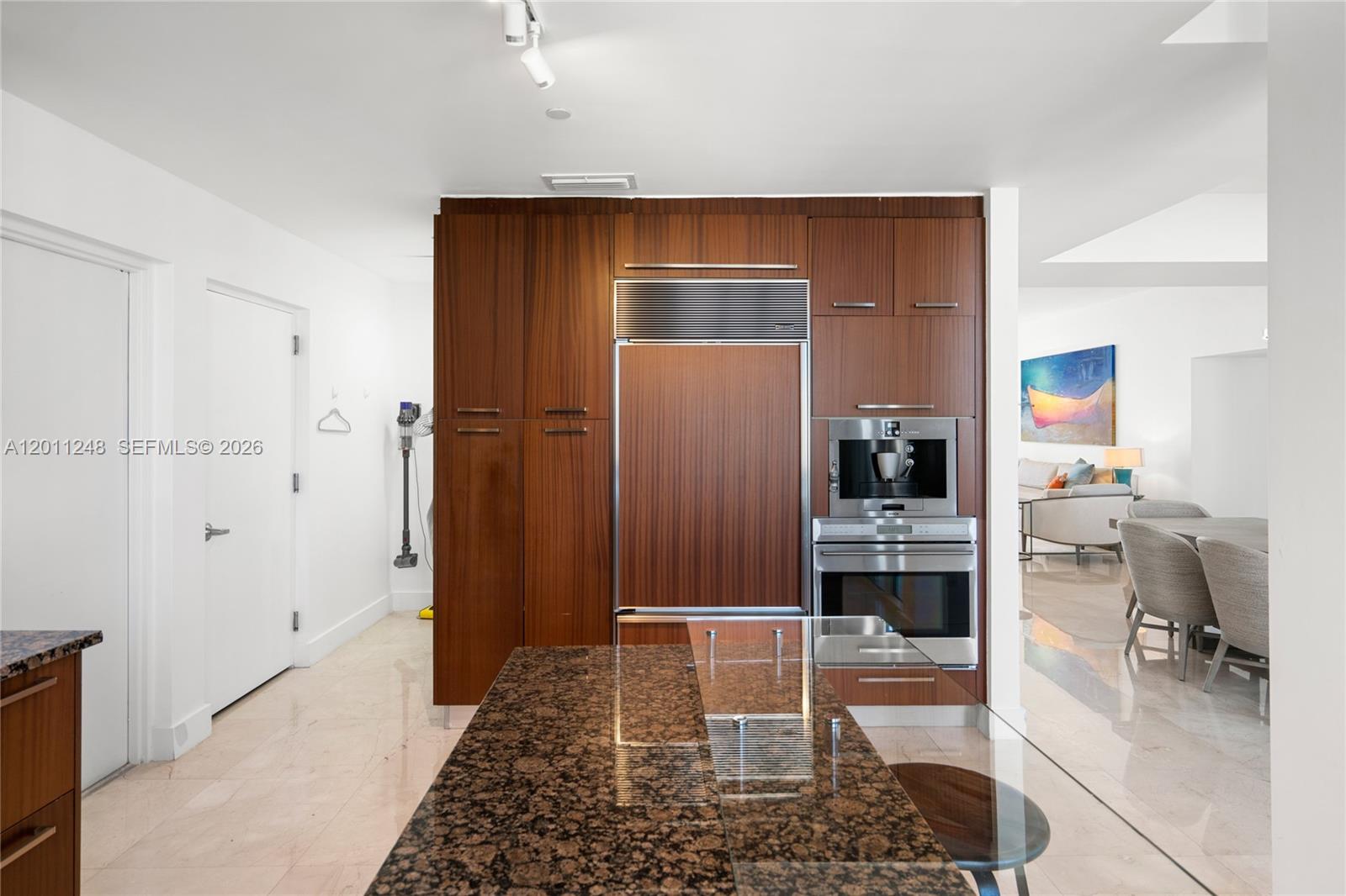 15901 Collins Ave #1206, Sunny Isles Beach FL 33160