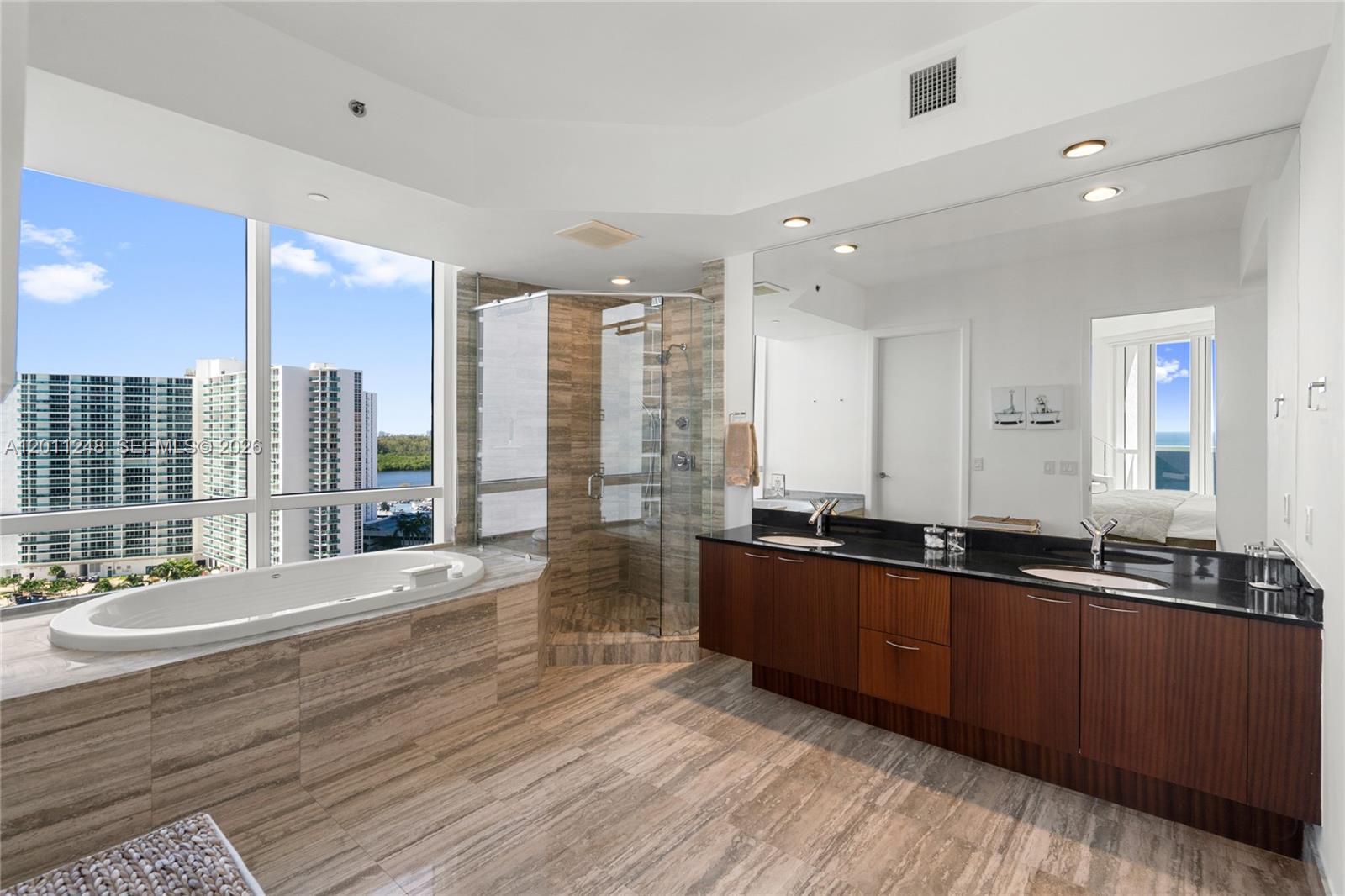 15901 Collins Ave #1206, Sunny Isles Beach FL 33160