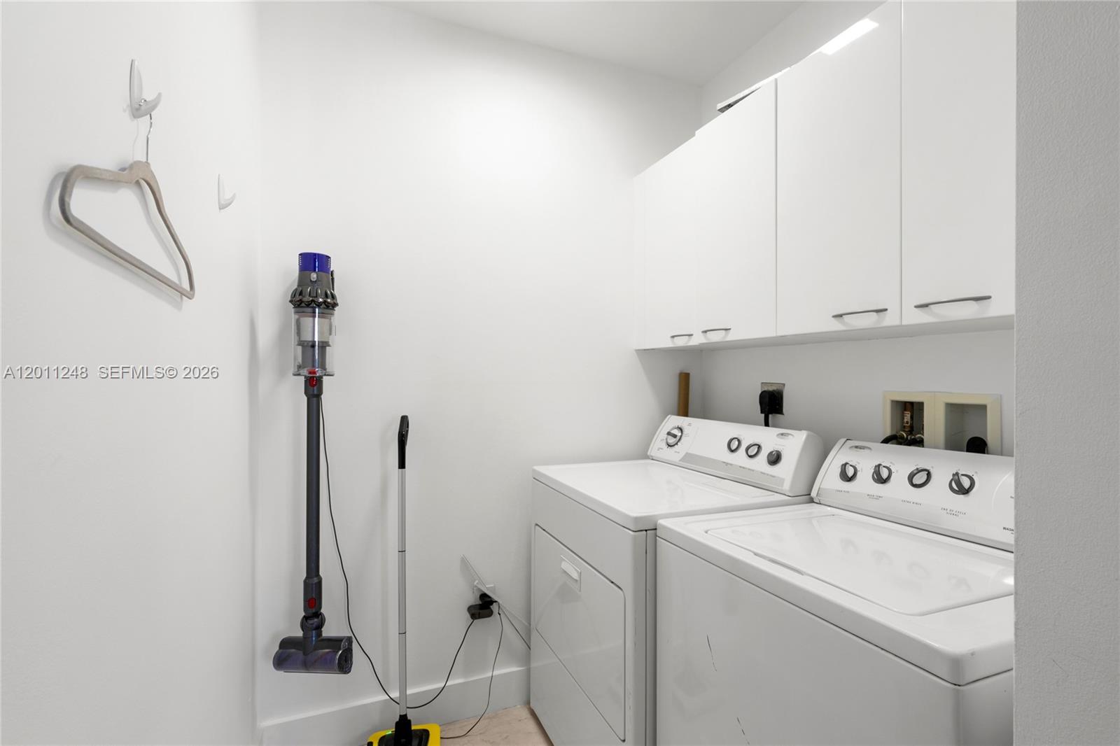 15901 Collins Ave #1206, Sunny Isles Beach FL 33160