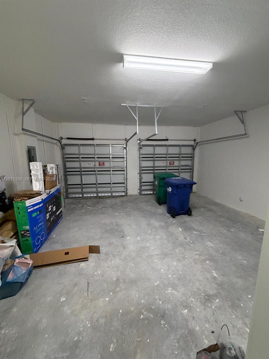 Homestead FL 33030 - A12011255