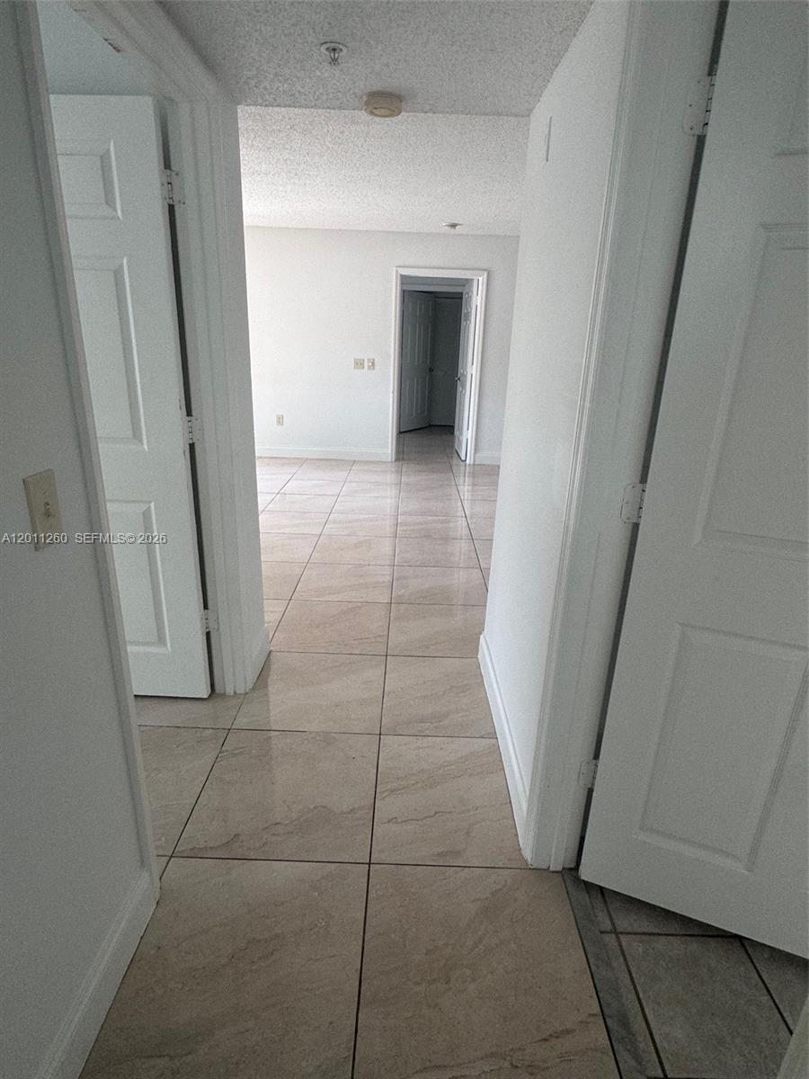 5065 Wiles Rd #103, Coconut Creek FL 33073