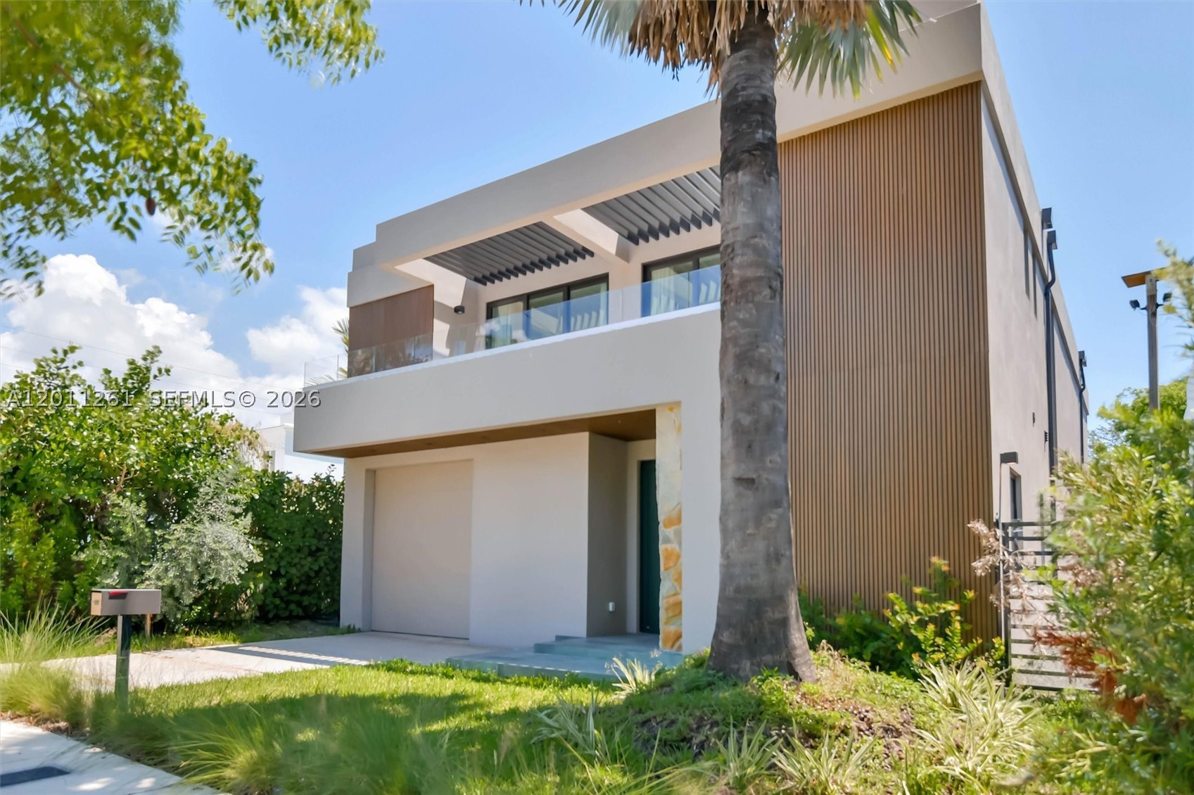 135 SW 29th Rd, Miami FL 33129