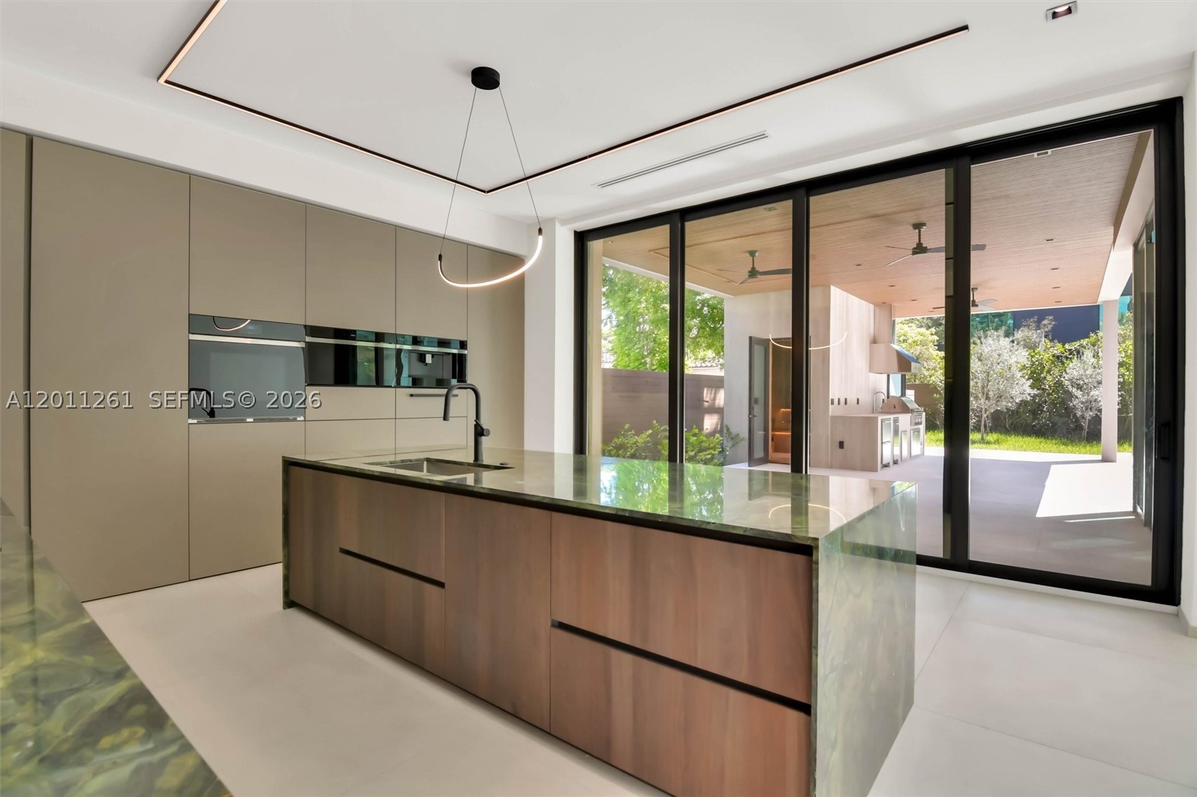 135 SW 29th Rd, Miami FL 33129