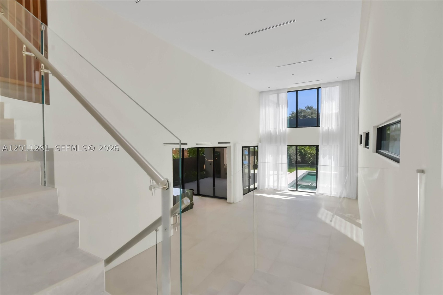 135 SW 29th Rd, Miami FL 33129