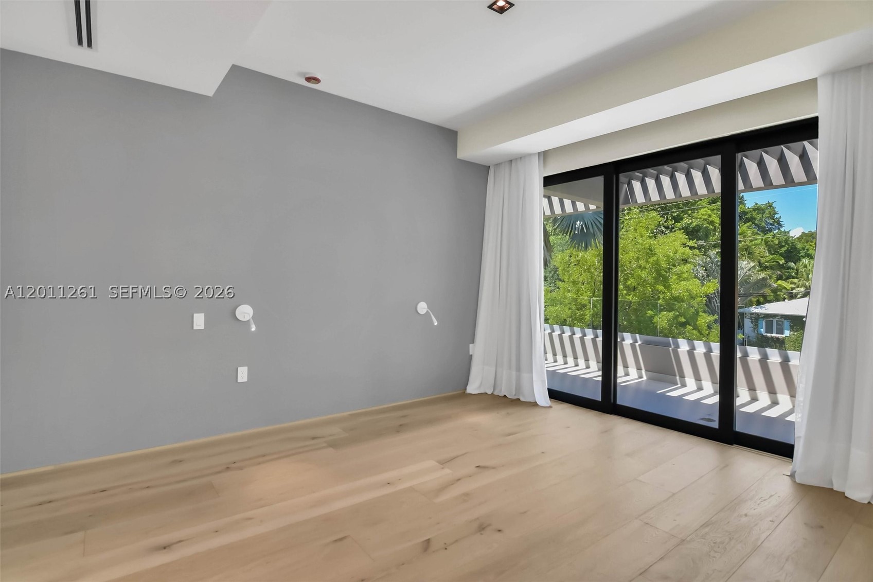 135 SW 29th Rd, Miami FL 33129
