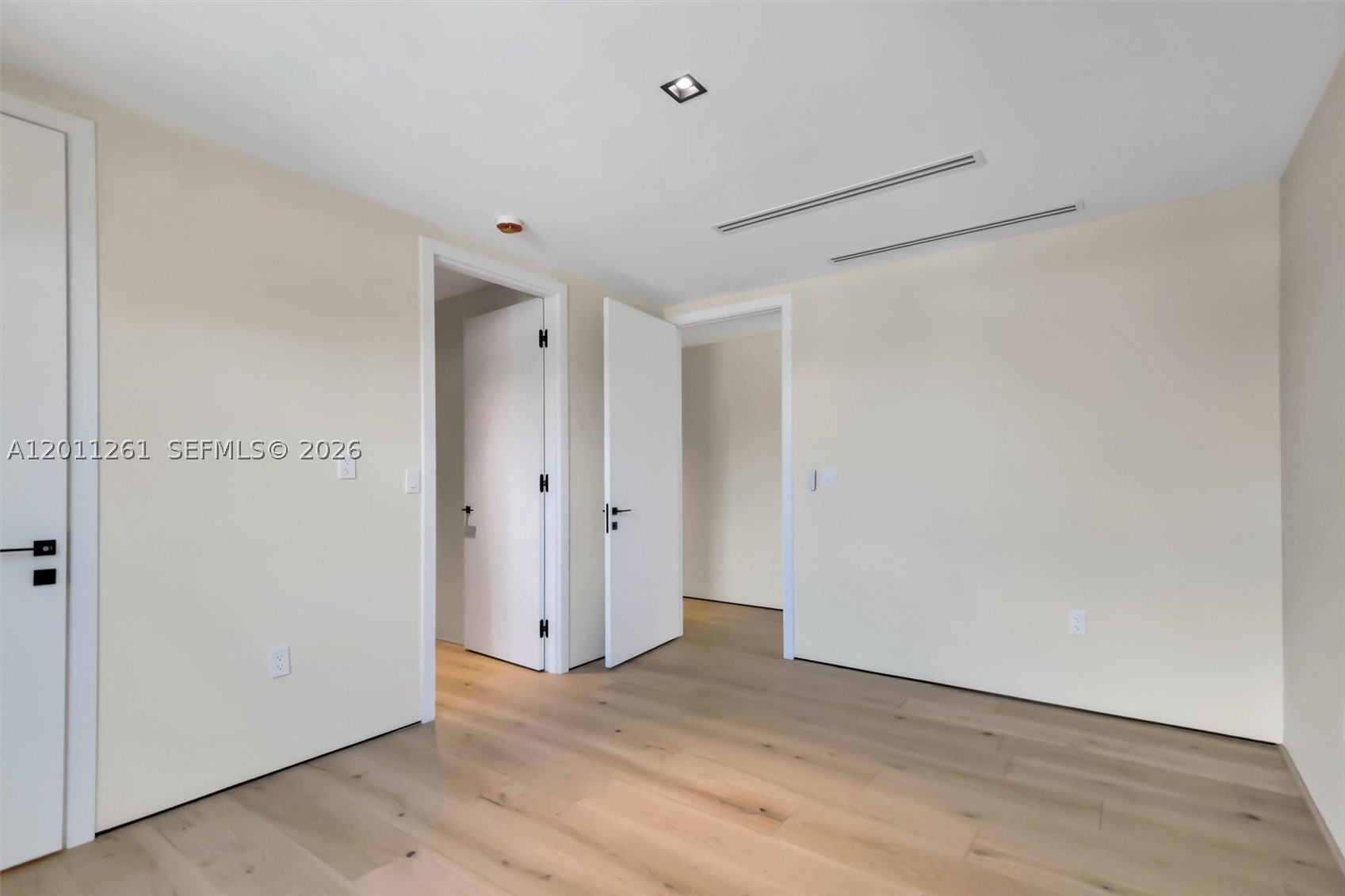 135 SW 29th Rd, Miami FL 33129