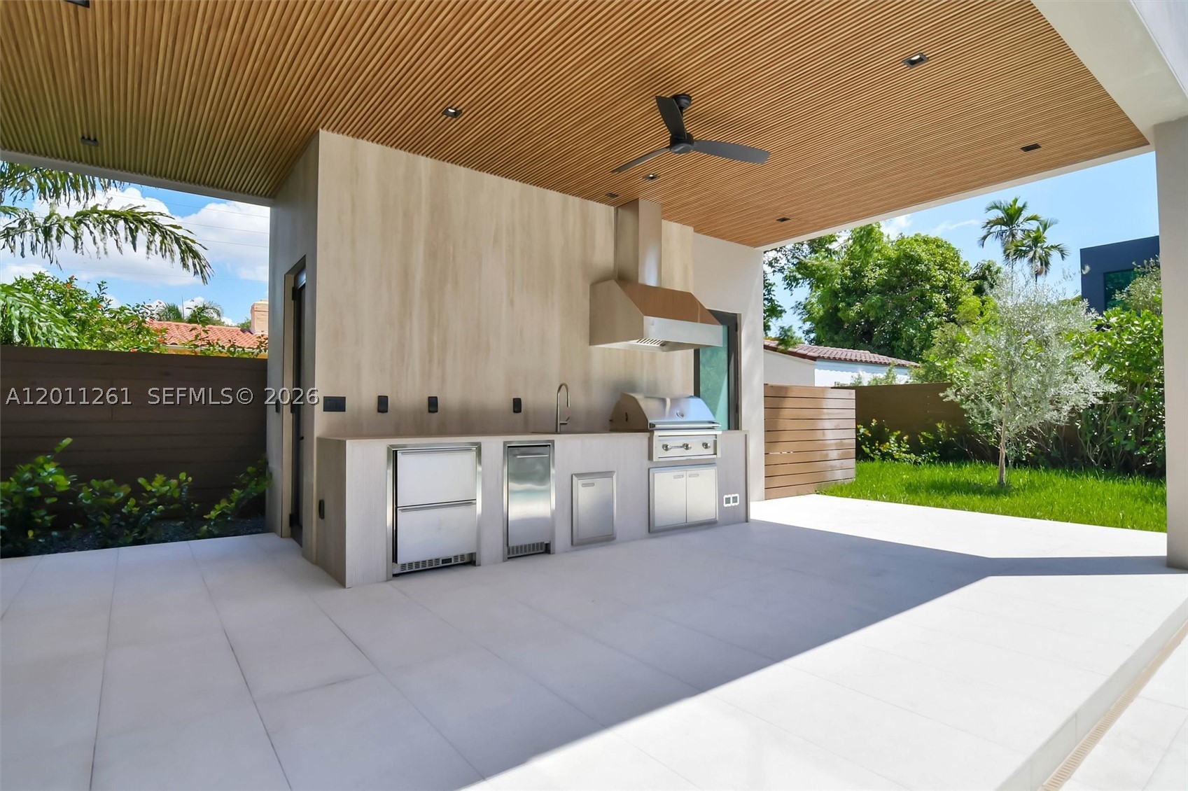 135 SW 29th Rd, Miami FL 33129