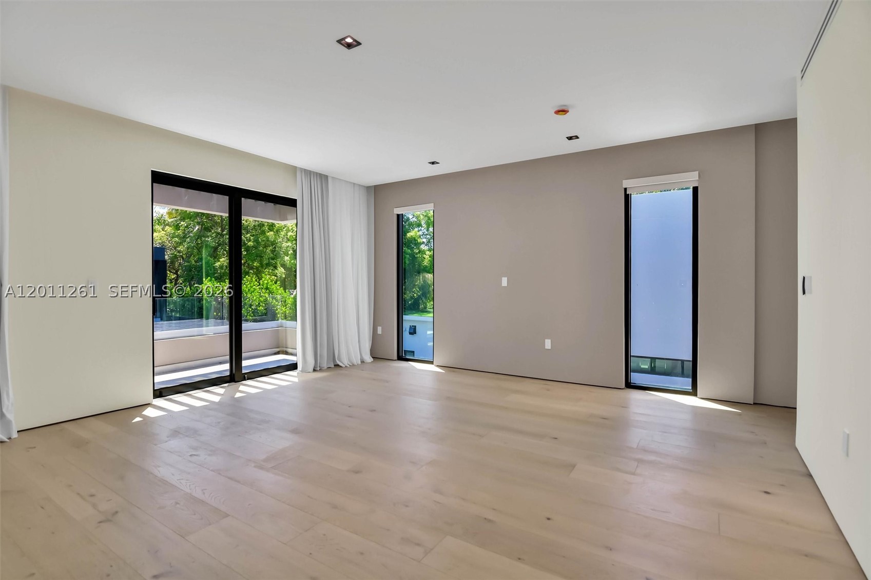 135 SW 29th Rd, Miami FL 33129