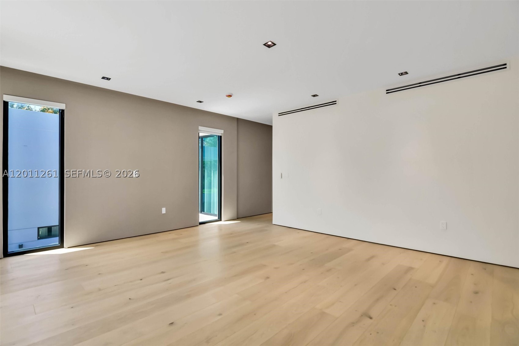 135 SW 29th Rd, Miami FL 33129