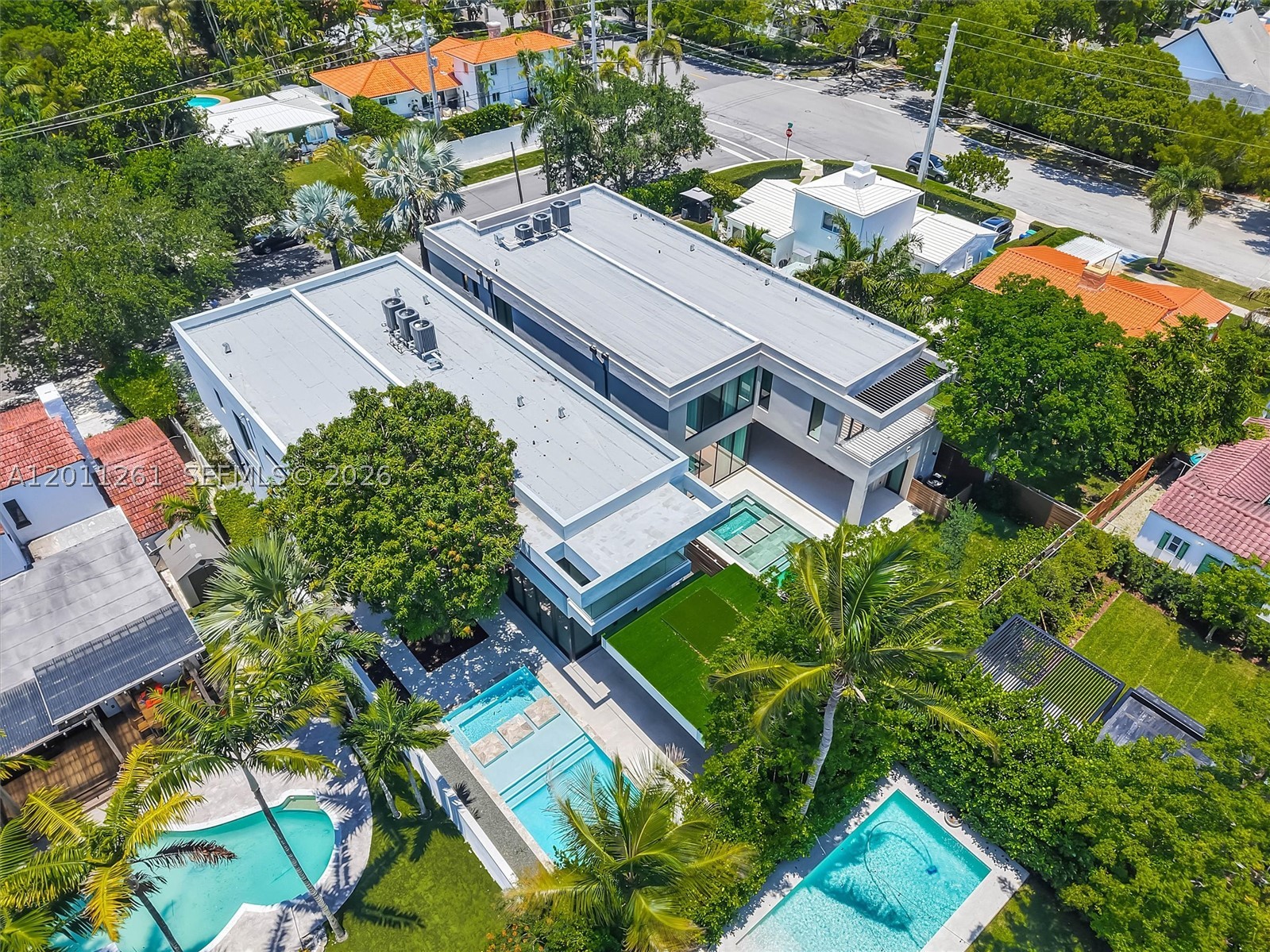 135 SW 29th Rd, Miami FL 33129