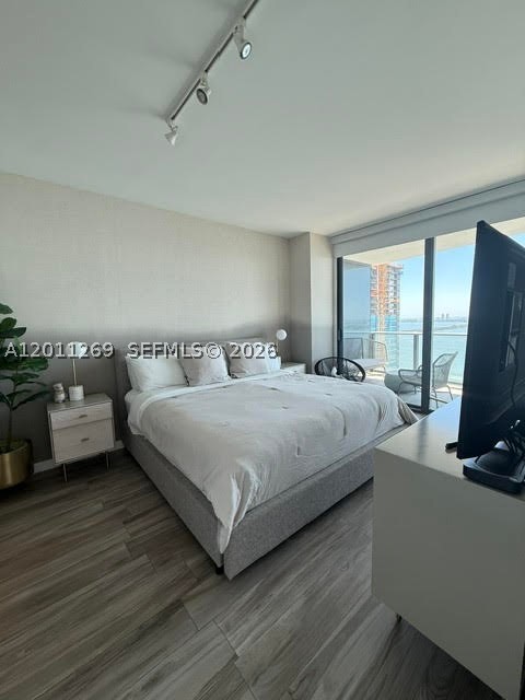 460 NE 28th St #3408, Miami FL 33137