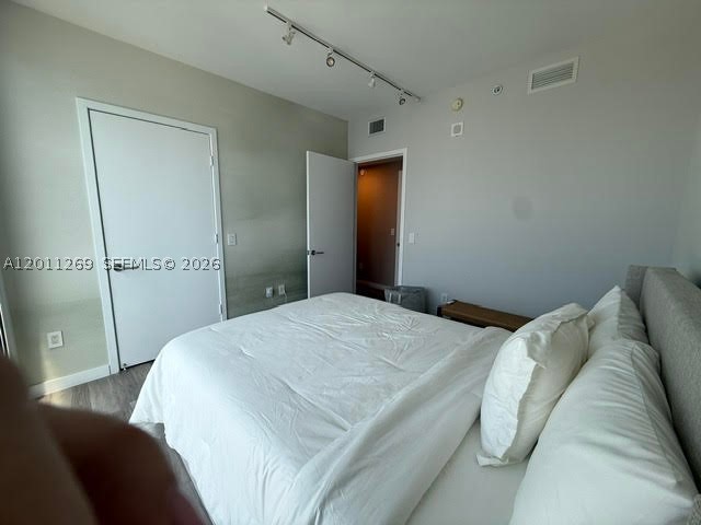 460 NE 28th St #3408, Miami FL 33137