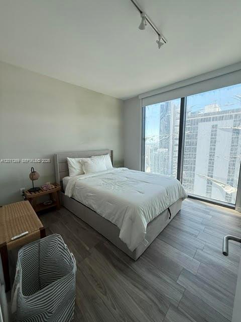 460 NE 28th St #3408, Miami FL 33137