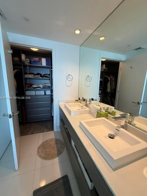 460 NE 28th St #3408, Miami FL 33137