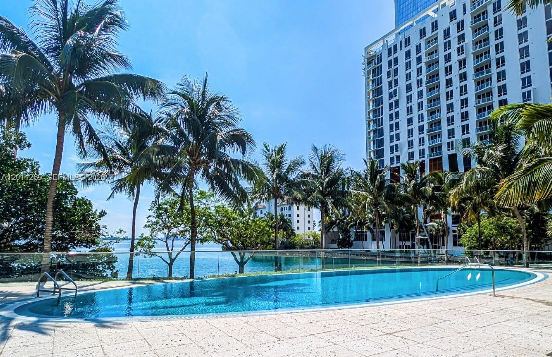 460 NE 28th St #3408, Miami FL 33137