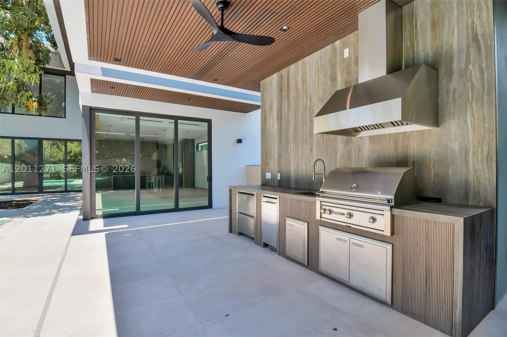125 SW 29th Rd, Miami FL 33129