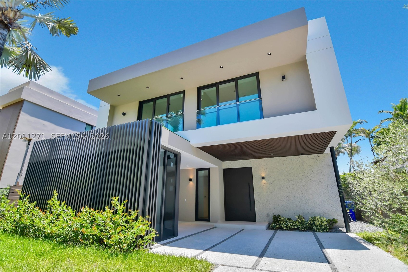 125 SW 29th Rd, Miami FL 33129