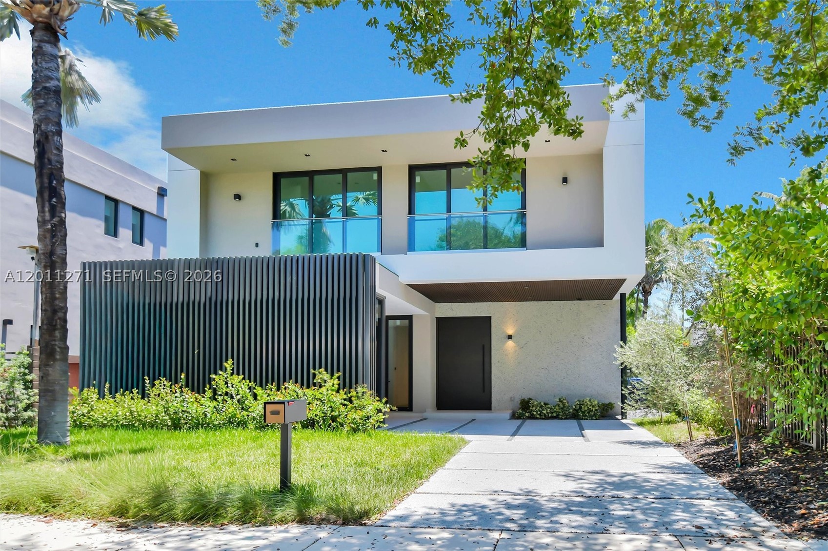 125 SW 29th Rd, Miami FL 33129