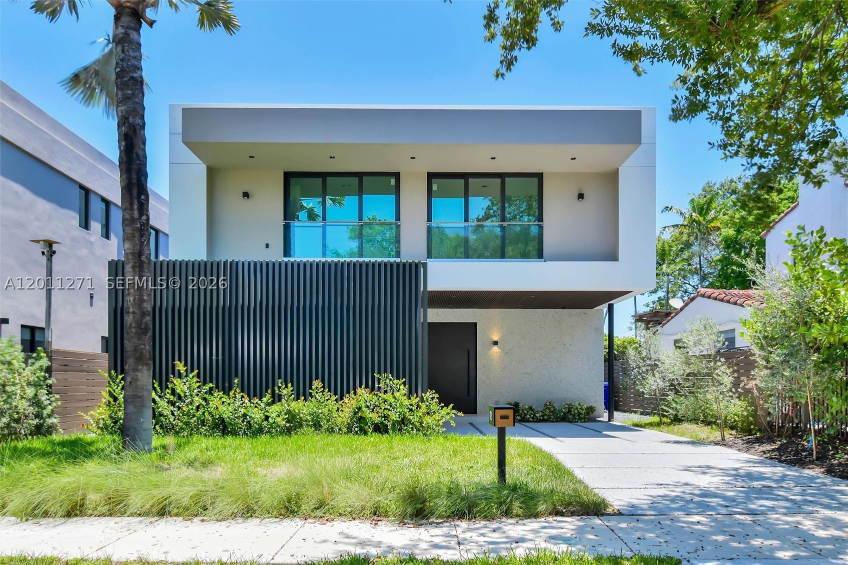 125 SW 29th Rd, Miami FL 33129