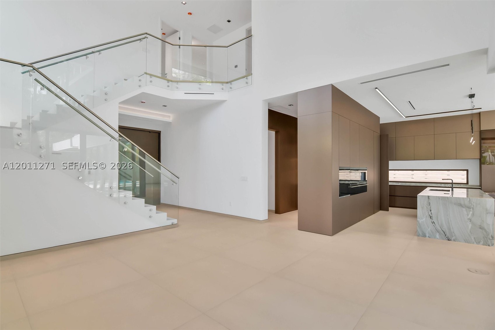 125 SW 29th Rd, Miami FL 33129