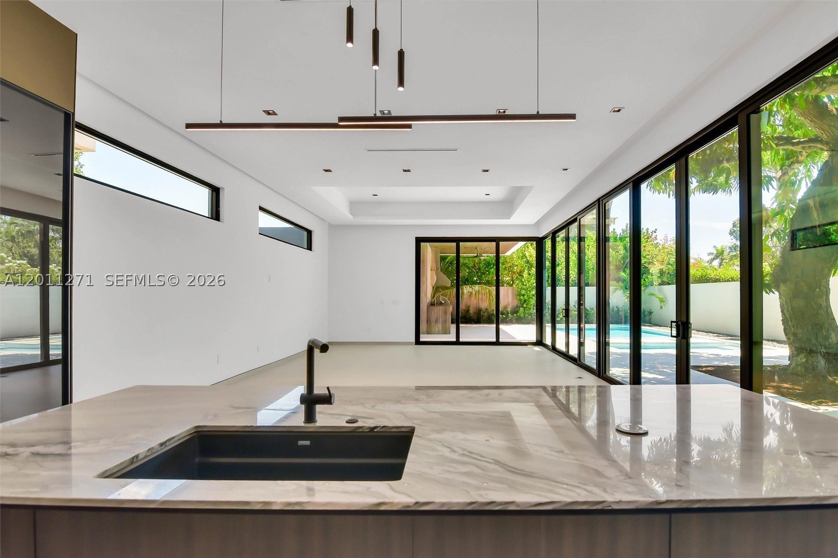 125 SW 29th Rd, Miami FL 33129