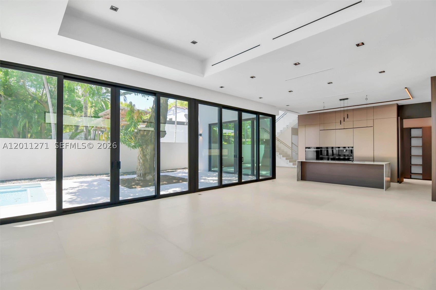 125 SW 29th Rd, Miami FL 33129
