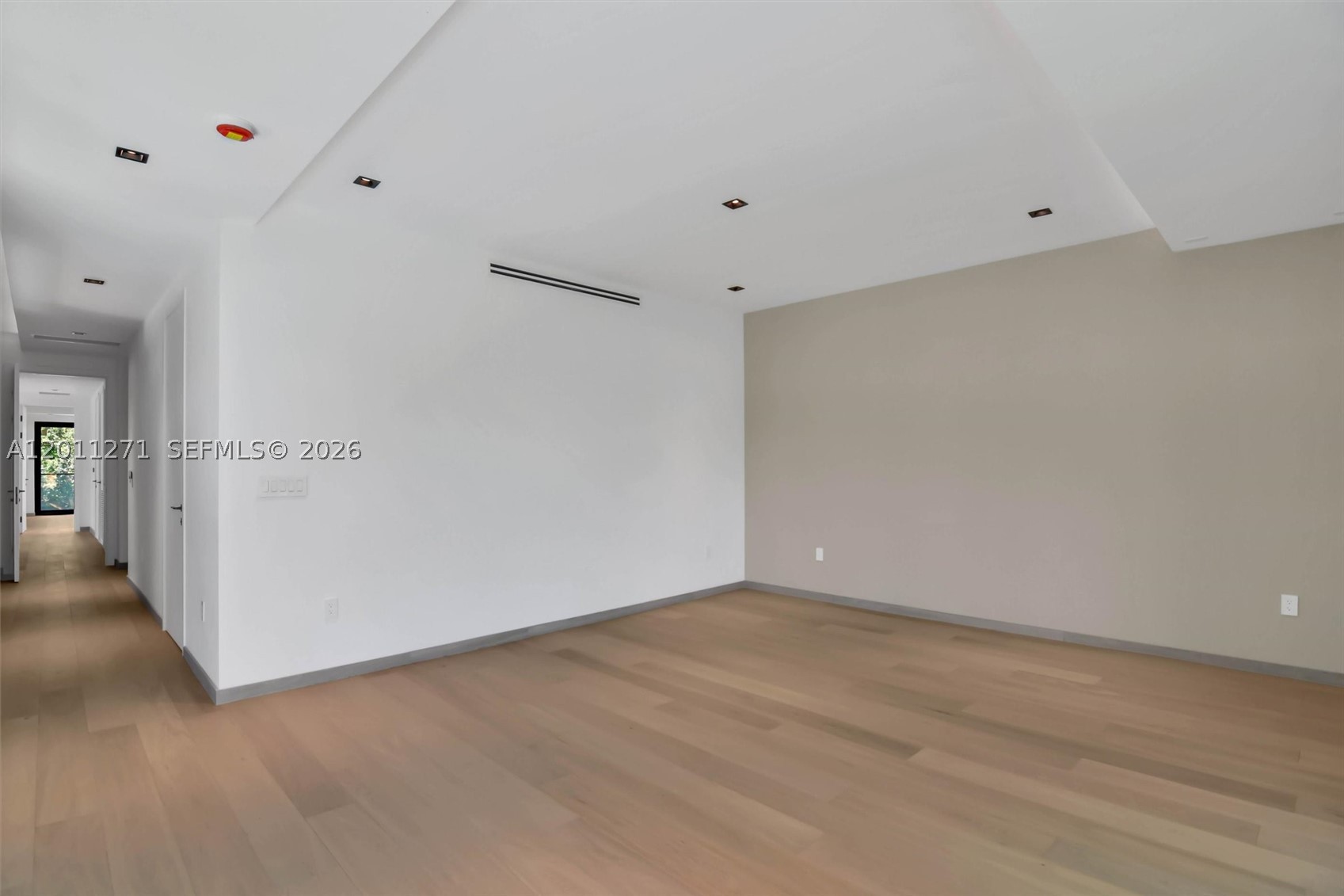 125 SW 29th Rd, Miami FL 33129