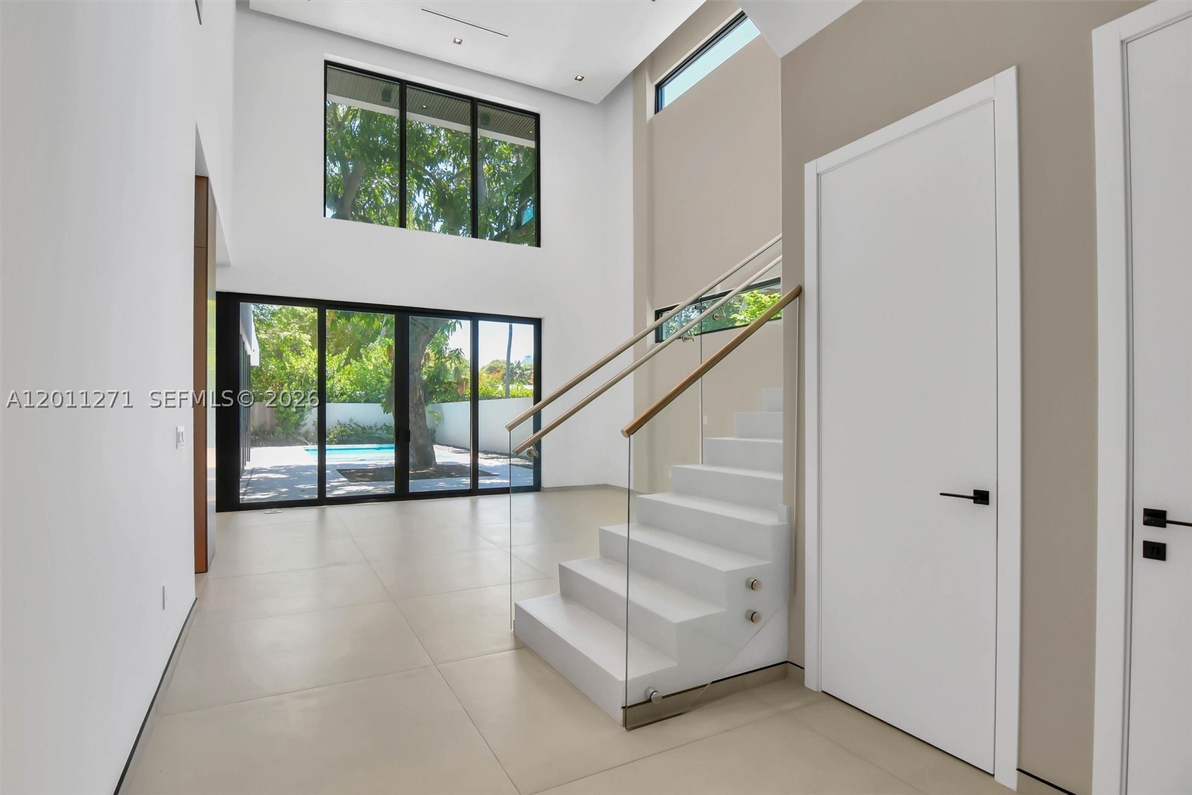 125 SW 29th Rd, Miami FL 33129