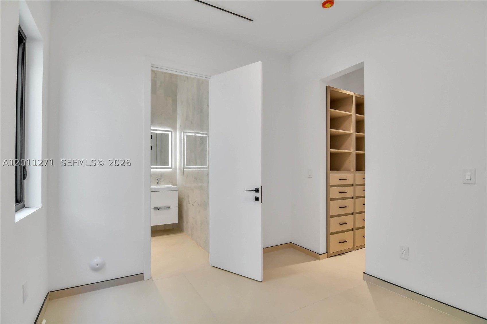 125 SW 29th Rd, Miami FL 33129