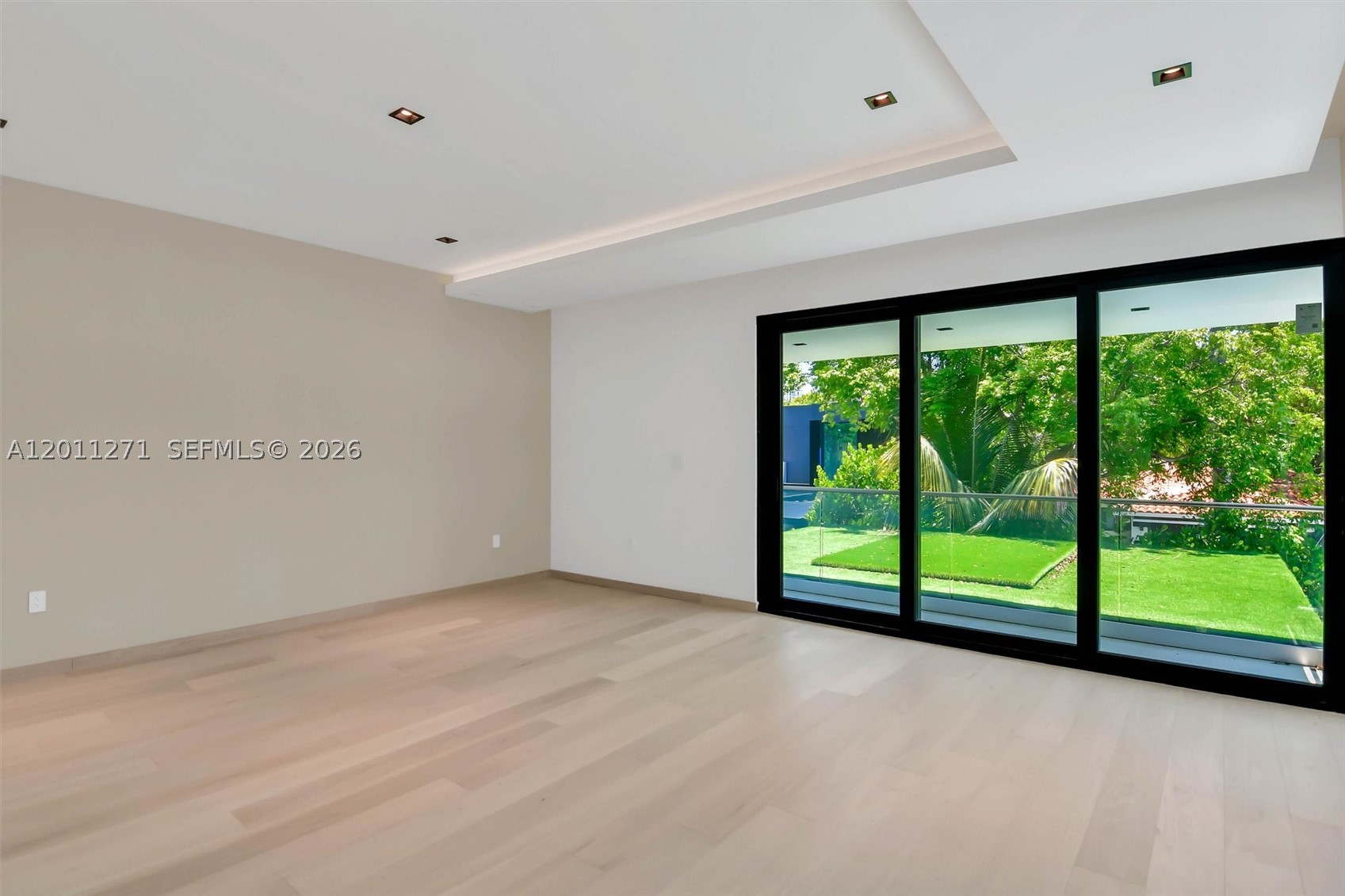 125 SW 29th Rd, Miami FL 33129