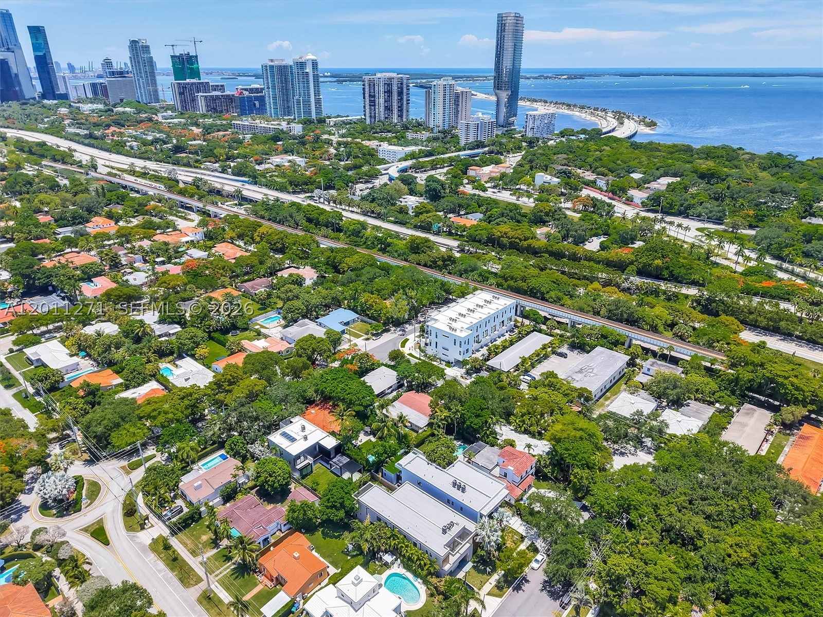 125 SW 29th Rd, Miami FL 33129