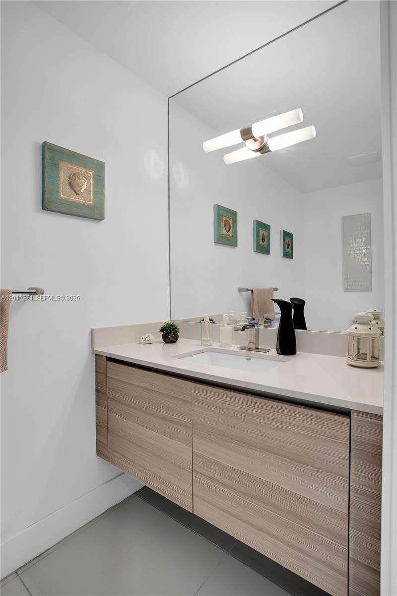 87 N Shore Dr, Miami Beach FL 33141
