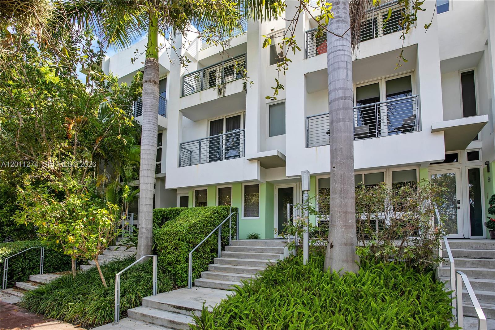 87 N Shore Dr, Miami Beach FL 33141