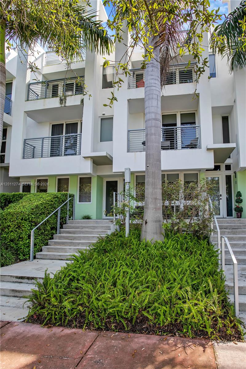87 N Shore Dr, Miami Beach FL 33141
