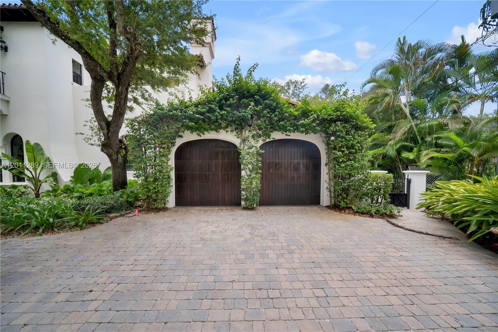 8301 SW 53rd Ave, Miami FL 33143