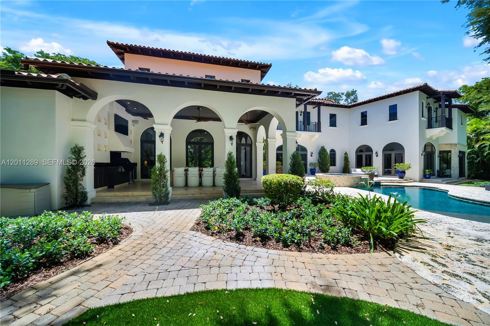 8301 SW 53rd Ave, Miami FL 33143