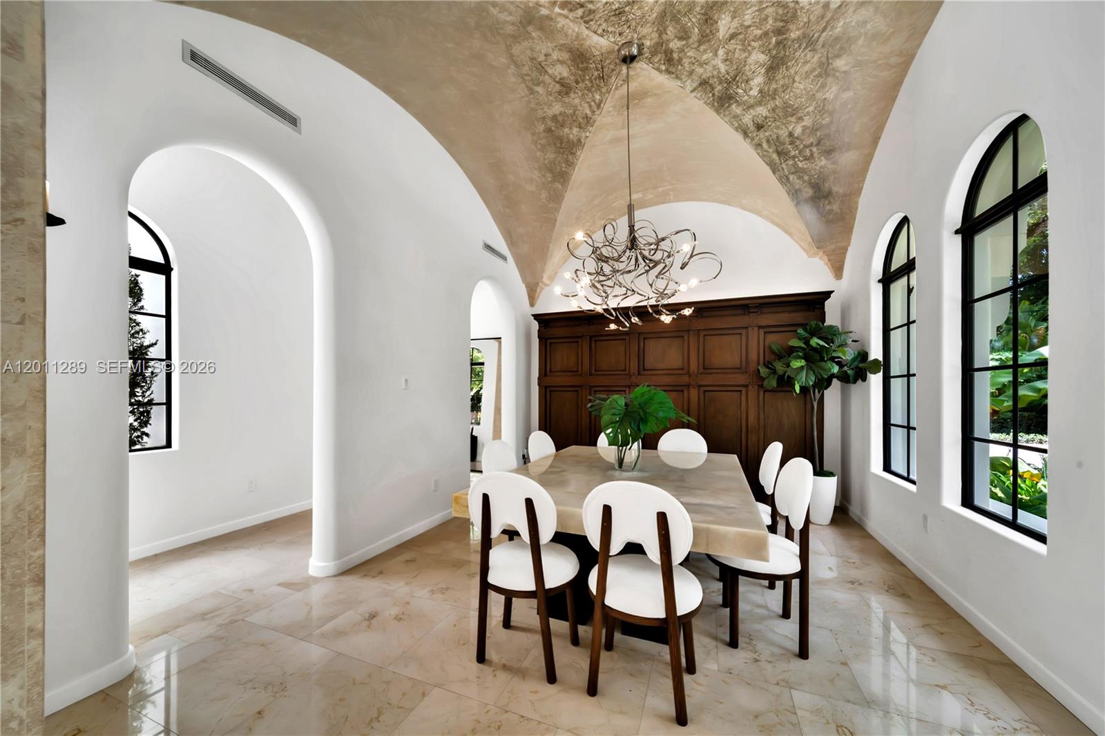 8301 SW 53rd Ave, Miami FL 33143