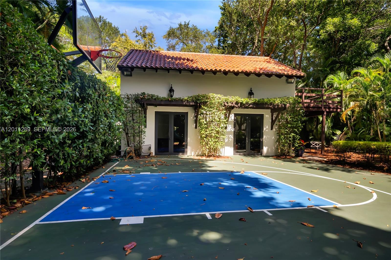 8301 SW 53rd Ave, Miami FL 33143