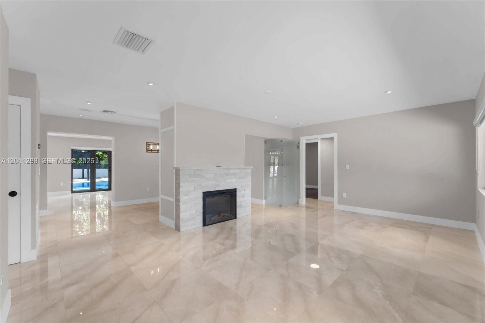 29 NE 95th St, Miami Shores FL 33138