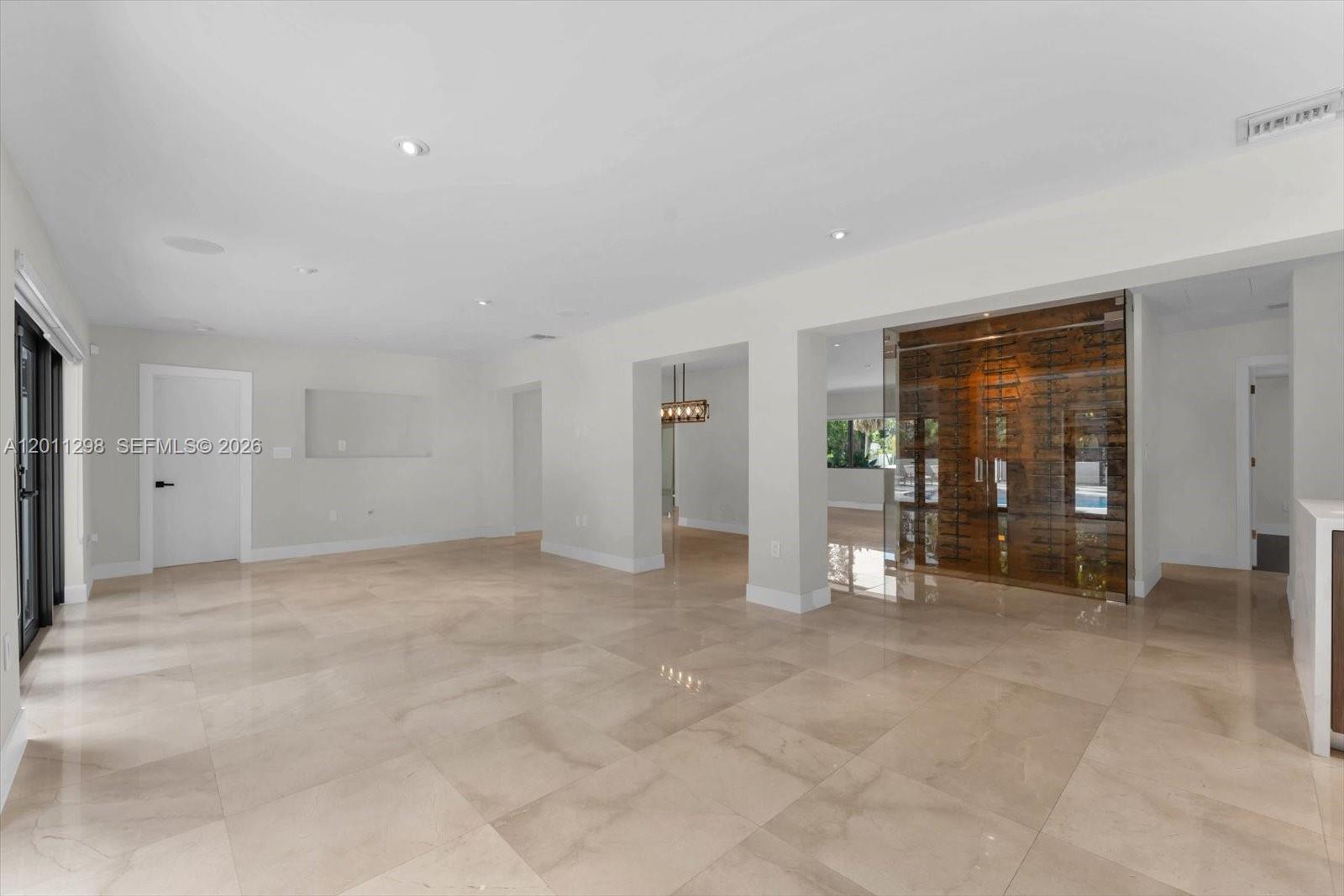 29 NE 95th St, Miami Shores FL 33138