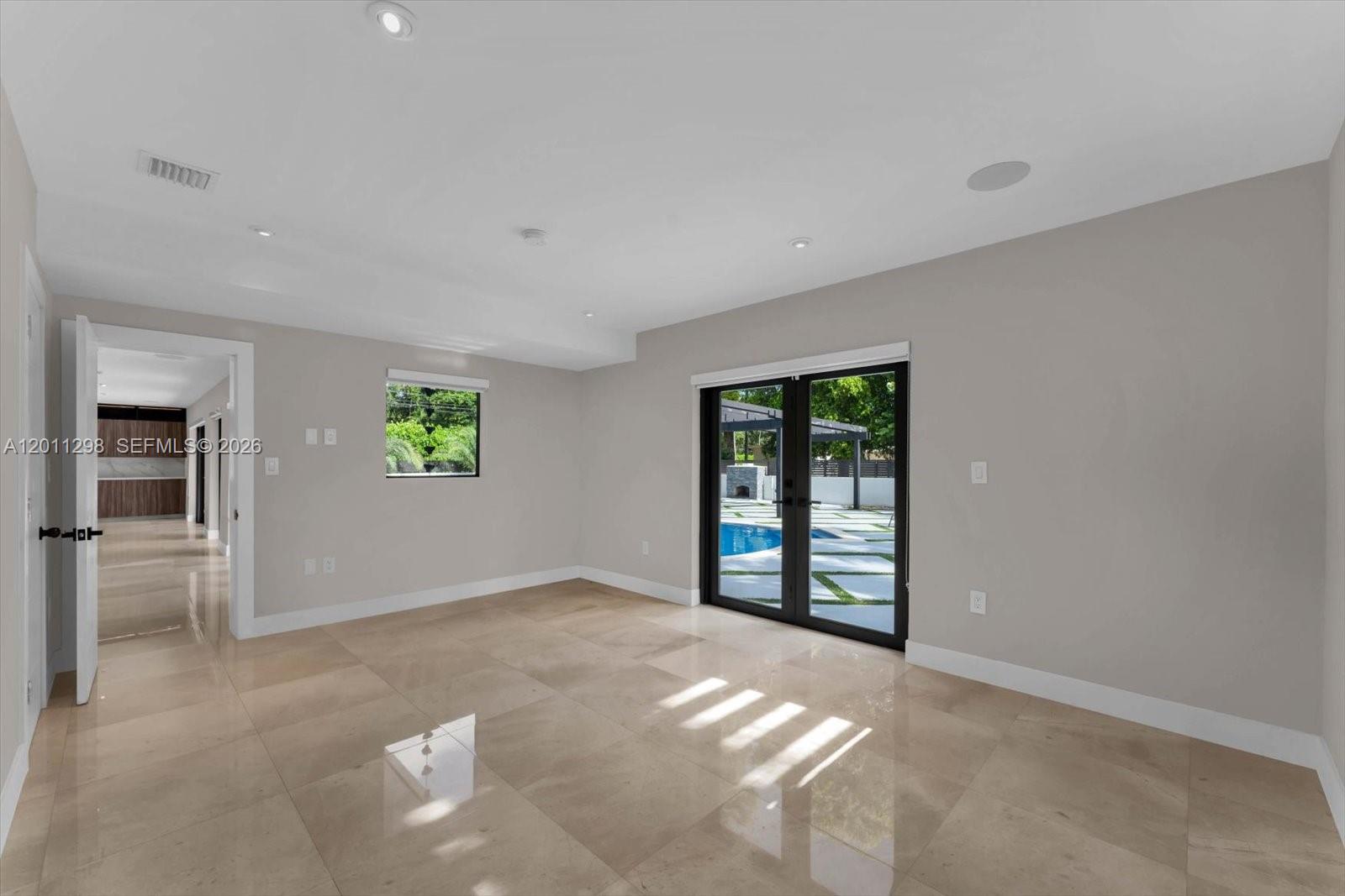 29 NE 95th St, Miami Shores FL 33138