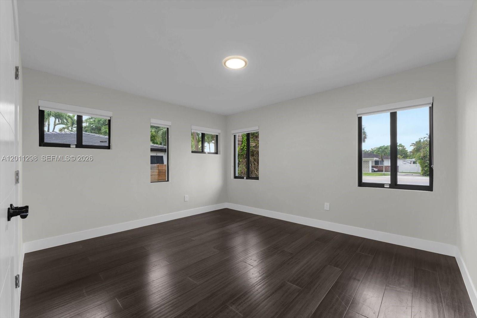 29 NE 95th St, Miami Shores FL 33138