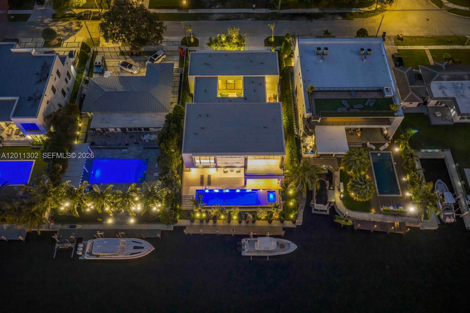 2006 NE 124th St, North Miami FL 33181