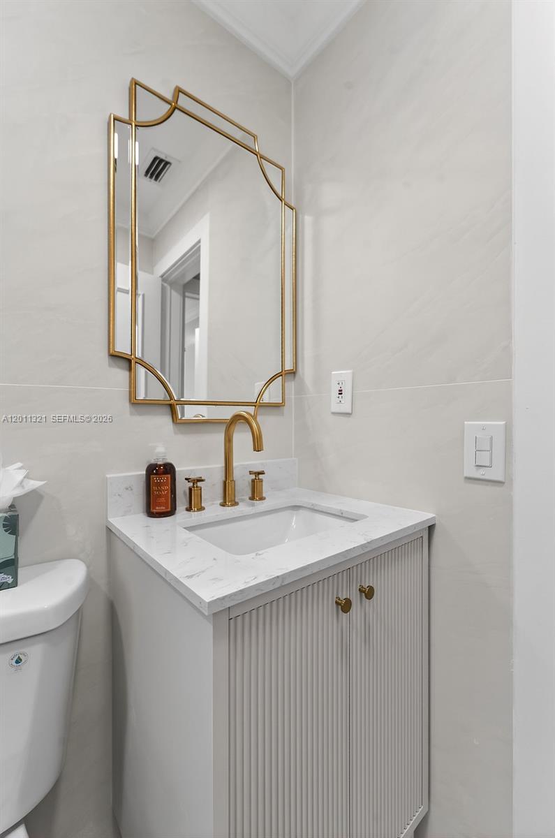 756 Cinnamon Rd, North Palm Beach FL 33408