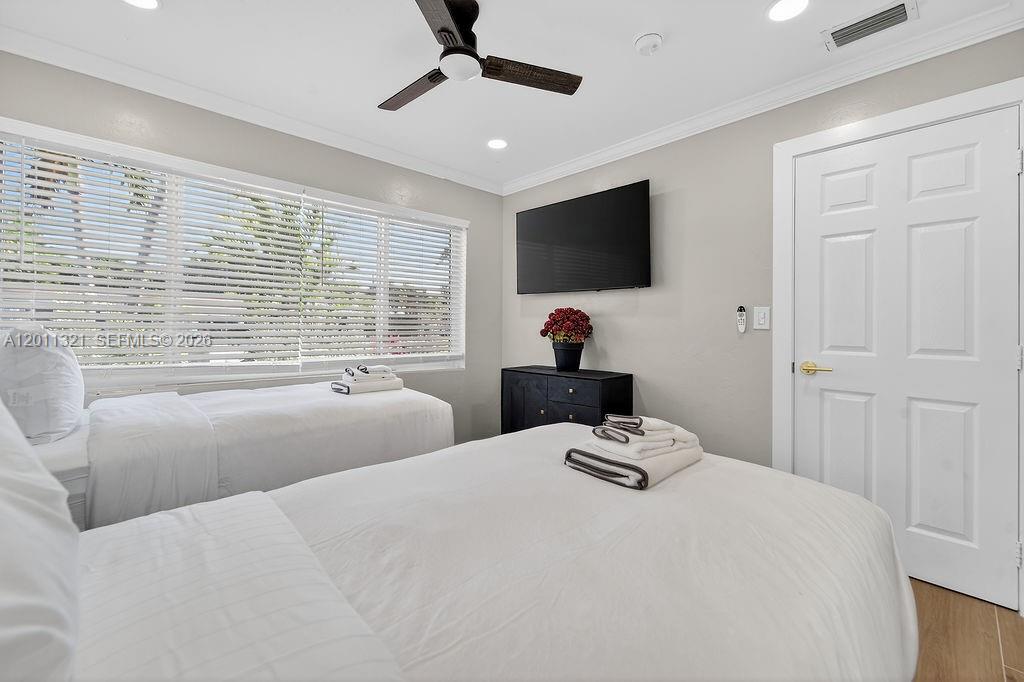 756 Cinnamon Rd, North Palm Beach FL 33408