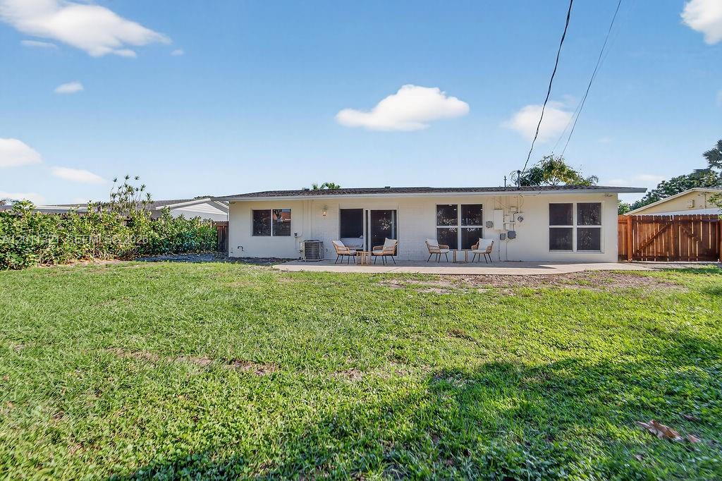 756 Cinnamon Rd, North Palm Beach FL 33408