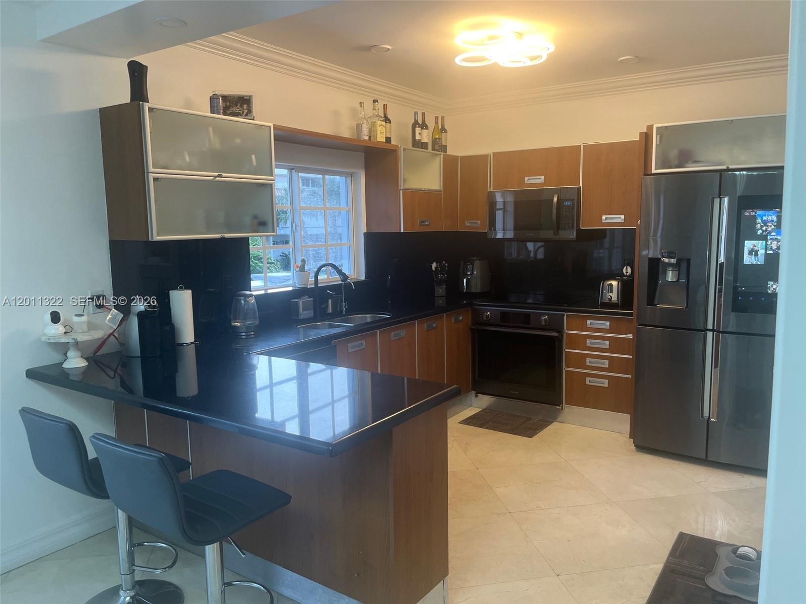 3915 NE 168th St #3915, North Miami Beach FL 33160