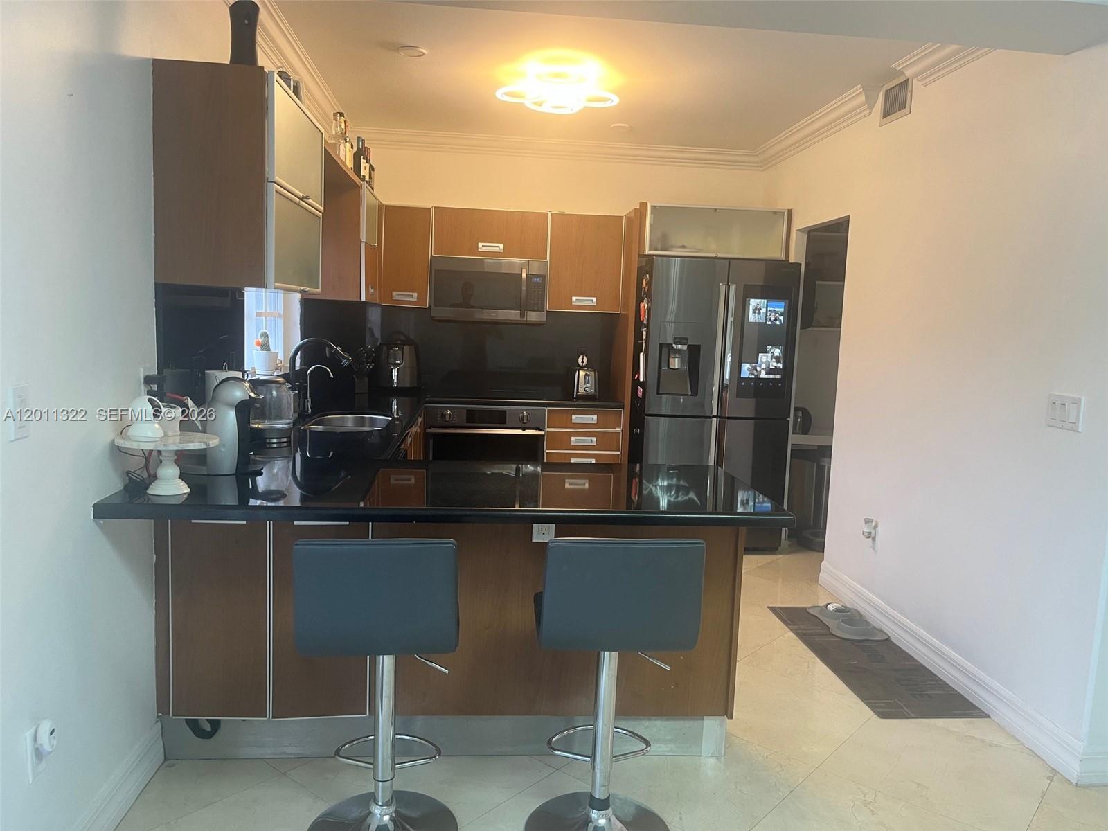 3915 NE 168th St #3915, North Miami Beach FL 33160